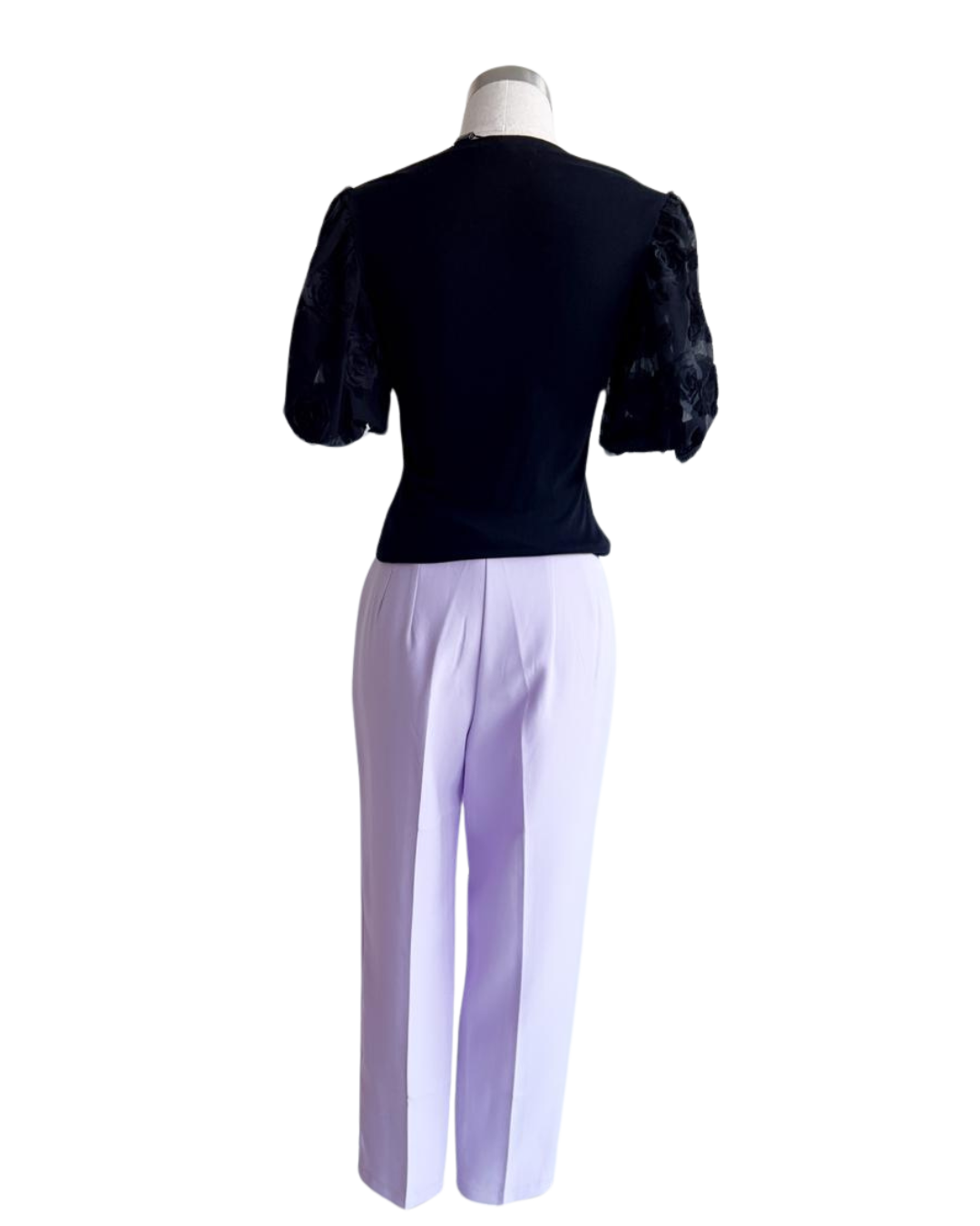 Blusa con mangas de encaje