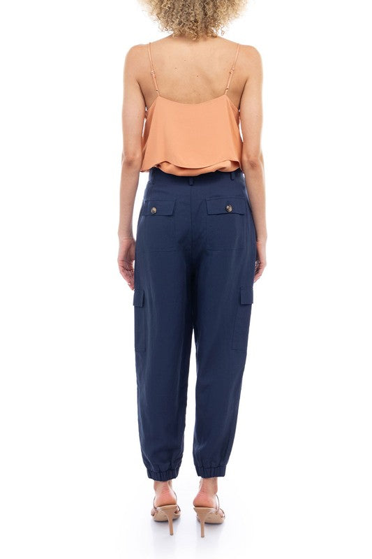 Pantalón tipo jogger cargo