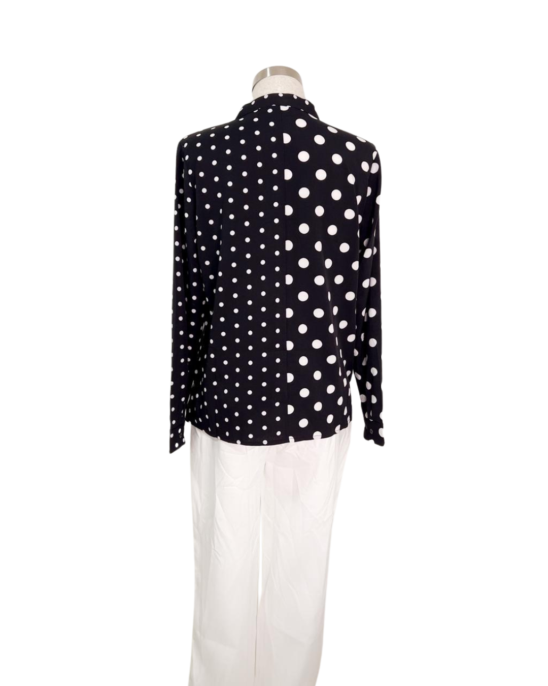 Blusa de lunares manga larga