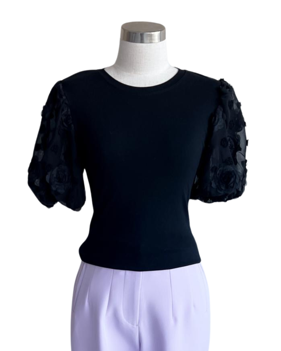 Blusa con mangas de encaje
