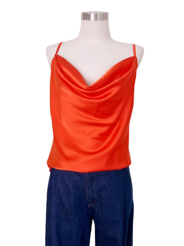 Blusa satín tirantes – Lovely D Inc - Main Image