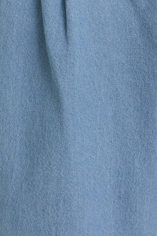 Jeans algodón con botón frontal