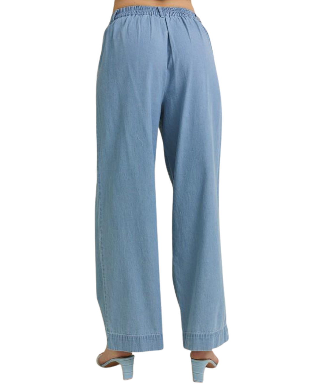 Jeans algodón con botón frontal