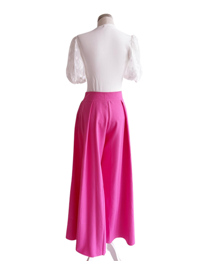 Blusa con mangas de encaje