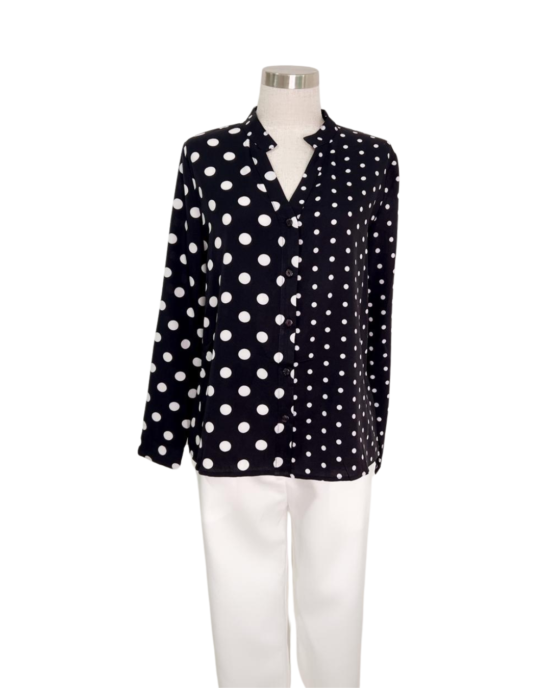 Blusa de lunares manga larga