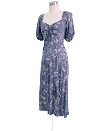 Vestido Floral con repujado