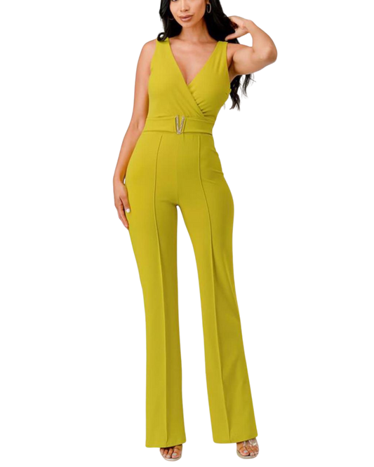 Enterizo con cinturón.