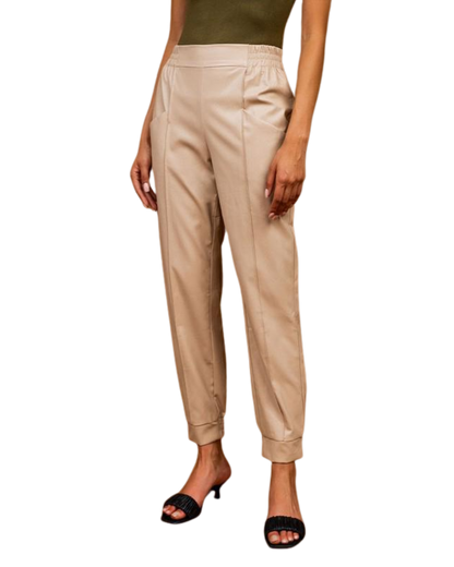 Pantalón Beige Cuerina