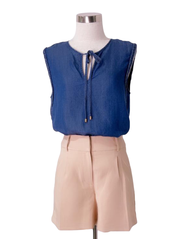 Short corte clásico de tela con bolsillos