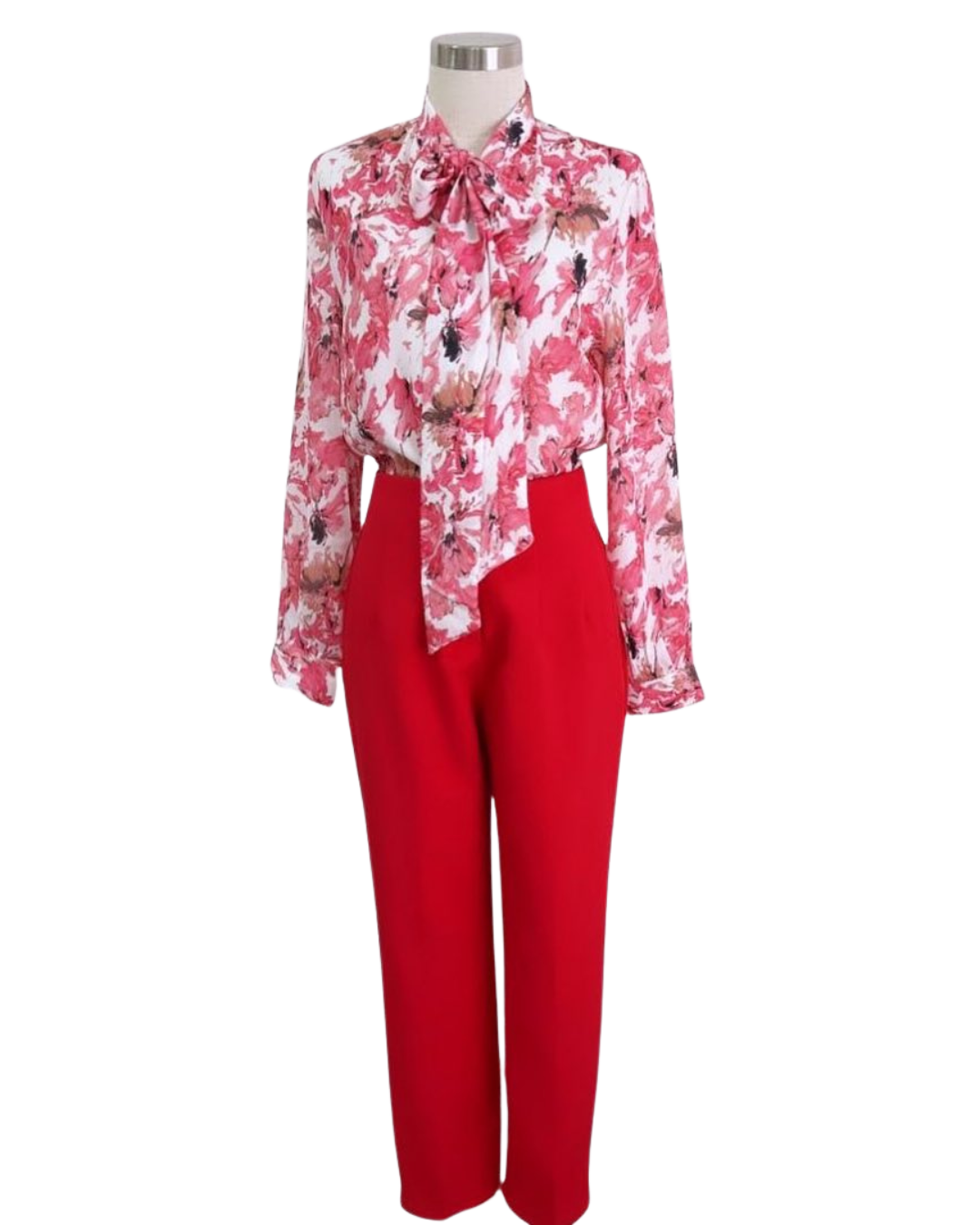 Blusa strech tela asedada estampada.Pantalón talle alto.