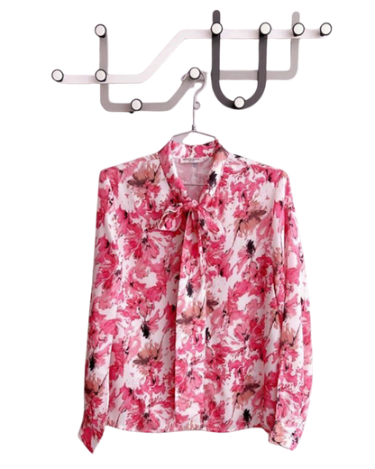 Blusa strech tela asedada estampada.Pantalón talle alto.