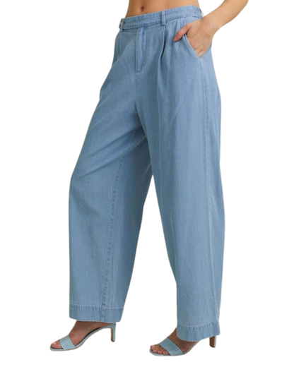 Jeans algodón con botón frontal